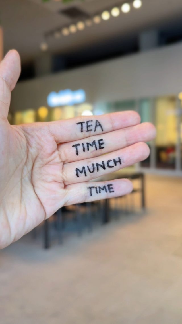 Tag your tea time kaki! Which one’s your pick for the 4PM treat fix?

The yummy stuff in this post? You’ll find them at:
🧁 Guoco Midtown (Beach Road)
🍰 Guoco Midtown II (Tan Quee Lan)

#GuocoMidtown #ExploreSingapore #HelloMidtown
#TooTastyToHandle