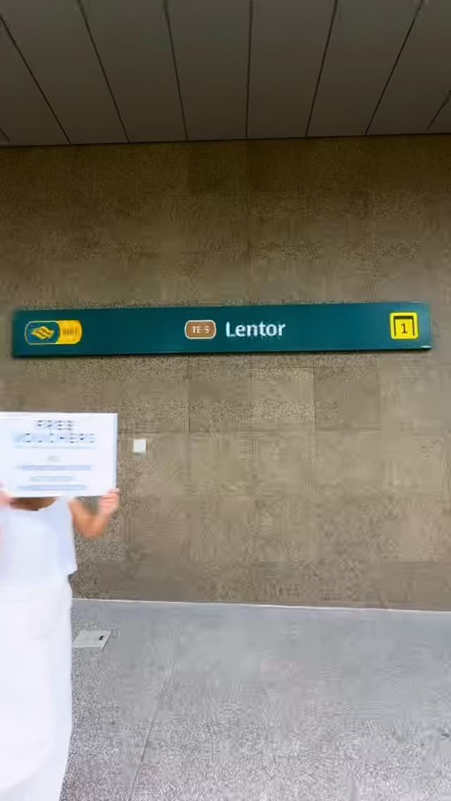 🫣 Psst…The Lentor team are out roaming Lentor with vouchers and they’re handing them out to YOU!

See them? Say hi, like and follow their social media handles, and snag yours before they’re gone!

It’s that simple. Don’t miss it! 😉

P.S. They will be out and about 6-7pm on 26 Nov and 4 Dec. Keep your eyes peeled! 👀

#LentorModernMall #DiscoverAtLentor